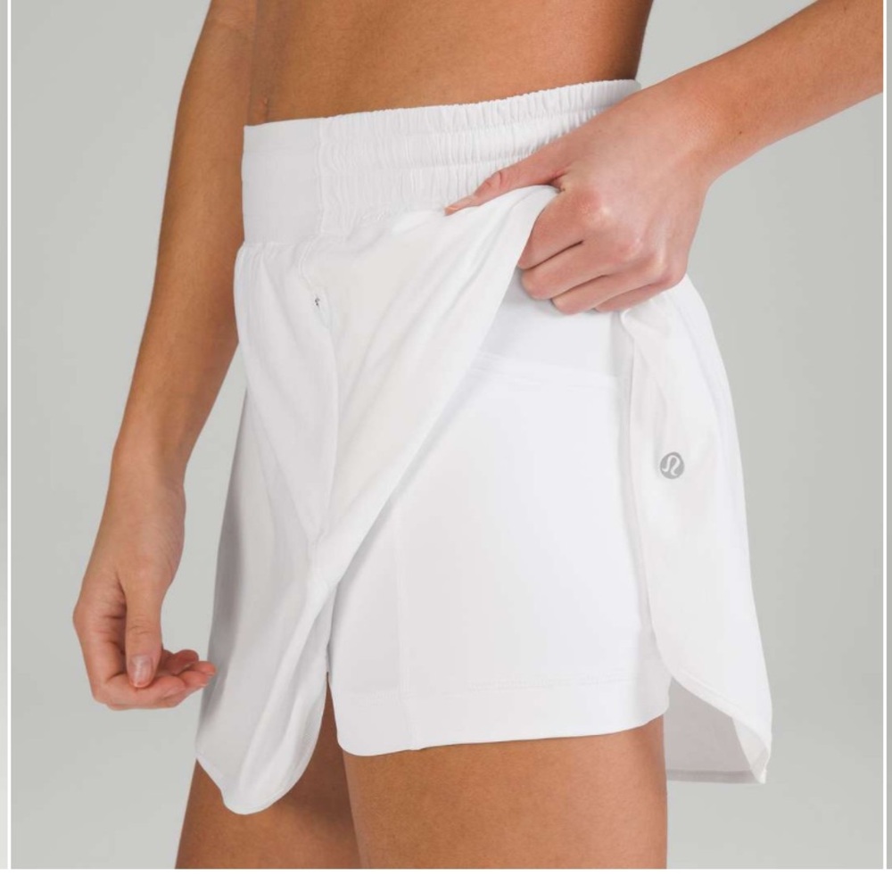 Lululemon hotty hot high rise skirt in white-  NEW